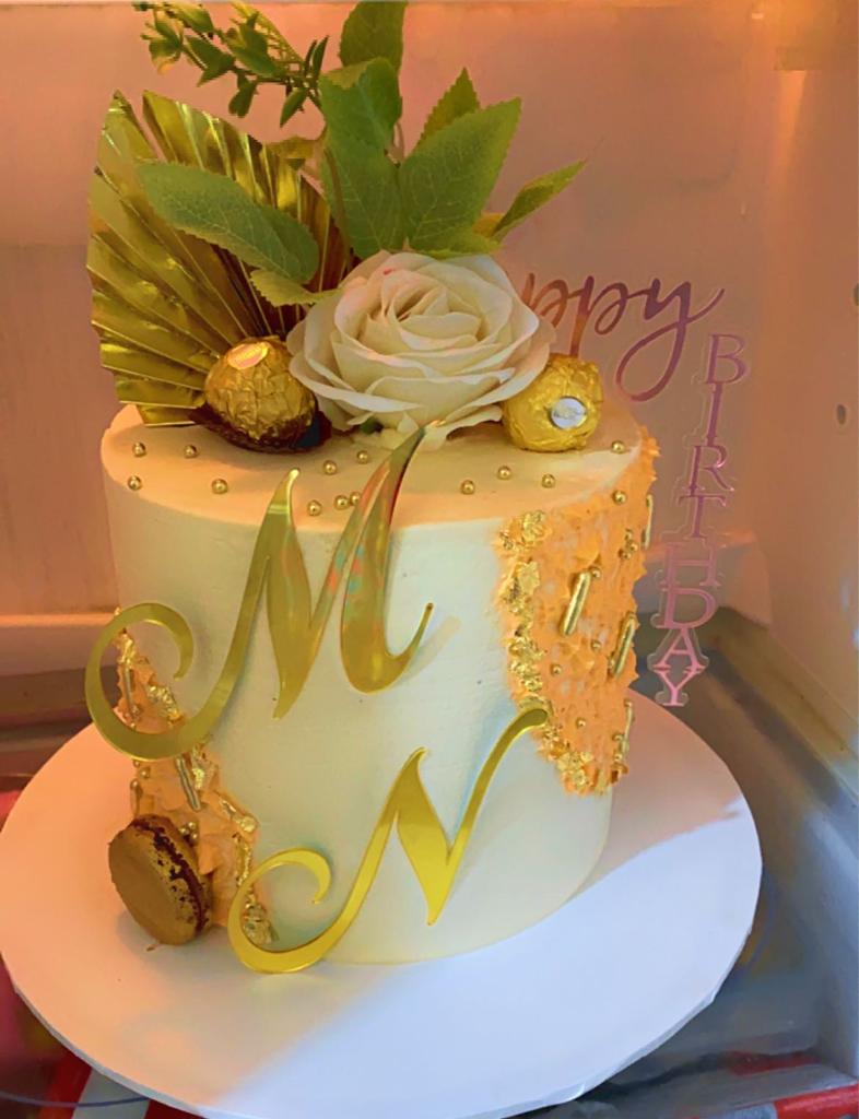 Girl cake  Crème Naturelle